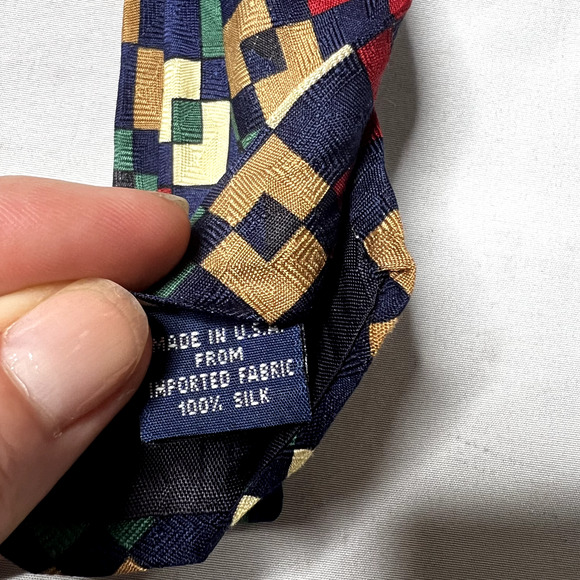 Eddie Bauer Mens‎ Tie Necktie 100% Silk USA Checked Red Blue White Bright Colors - Picture 4 of 5